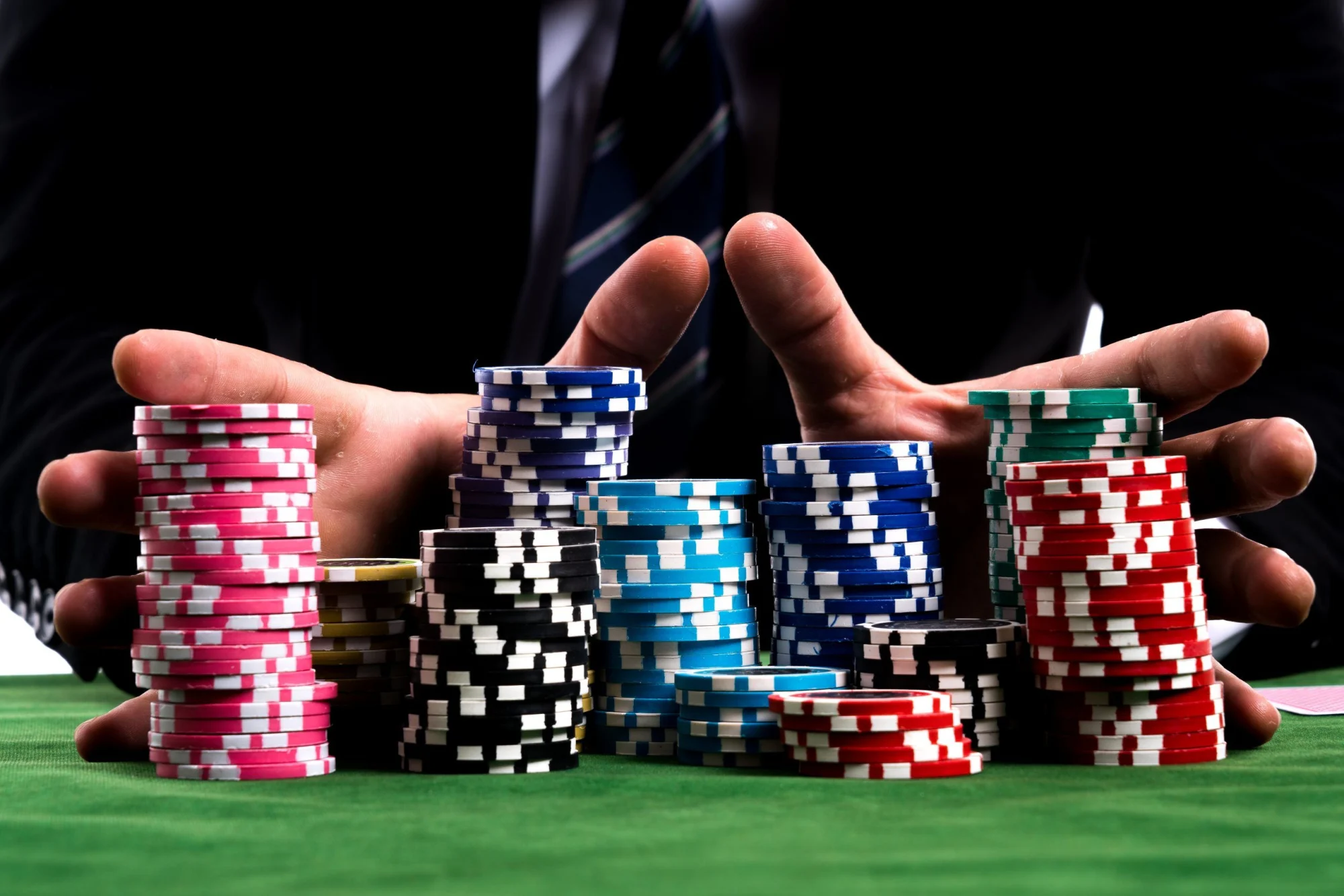 High Stakes World of Poker